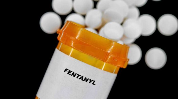 Fentanyl,Rx,Medical,Pills,In,Plactic,Bottle,With,Tablets.,Pills