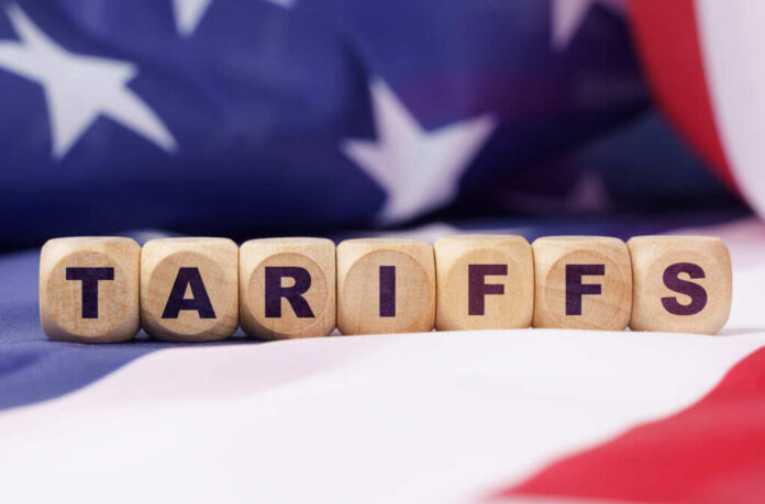 American,Economy,And,Business,Concept.,The,Us,Flag,Has,Cubes