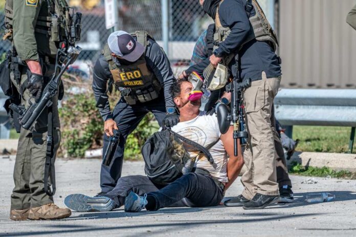 Broadview,,Illinois,,Usa,-,09-26-2025,Protest,At,The,Ice,Processing Police officers apprehending a suspect on the ground